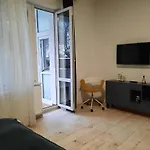 Pif Sadoveanu Apartman *