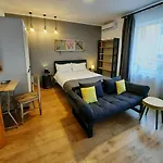 Pif Sadoveanu Apartman Brassó