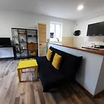 Pif Sadoveanu Apartman