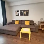 Pif Sadoveanu Apartman Brassó