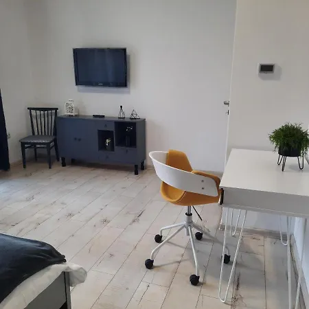 Apartment Pif Sadoveanu