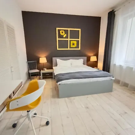 Pif Sadoveanu Apartment *