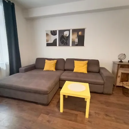 Pif Sadoveanu Apartment Brasov
